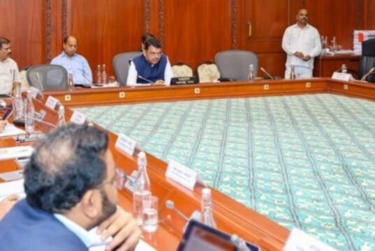 नवी मुंबई विमानतळ उभारणीच्या अनुभवाचा उपयोग करुन विमानतळ विकासाची कामे कालबद्ध पद्धतीने पूर्ण करावीत – मुख्यमंत्री देवेंद्र फडणवीस