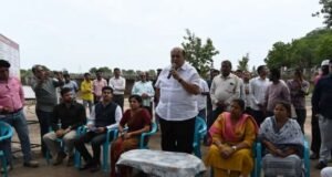 प्रकाशा तीर्थक्षेत्राच्या विकासासाठी 117 कोटींचा आराखडा मुख्यमंत्र्यांकडे सुपूर्द:पालकमंत्री हसन मुश्रीफ