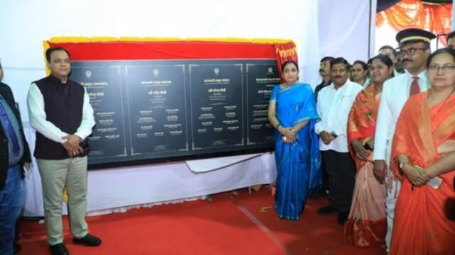 Under the Amrut Bharat Station Scheme, 75 state-of-the-art Amrut railway stations in the country will be built.