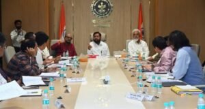 उपमुख्यमंत्री एकनाथ शिंदे यांनी ठाणे सिव्हील हॉस्पिटलची सद्यस्थिती आणि आतापर्यंत झालेल्या कामांच्या प्रगतीचा आढावा घेतला