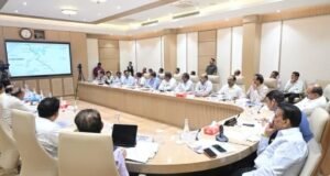राज्यातील सिंचन प्रकल्पांसाठी शासन मोठ्या प्रमाणात तरतूद करत असून हे प्रकल्प वेळेत पूर्ण होण्यासाठी जलसंपदा विभागाने कार्यवाही