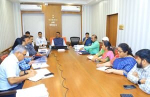 “महाराष्ट्रात रोजगार करायचा असेल, तर मराठीशी नाळ जोडलीच पाहिजे