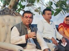 अक्कलकोस गावातील विकासाचा अनुशेष भरून काढणार: पालकमंत्री जयकुमार रावल