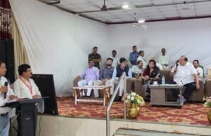 आदिवासीबहुल नंदुरबार जिल्ह्याच्या सर्वांगीण विकासासाठी कटिबद्ध