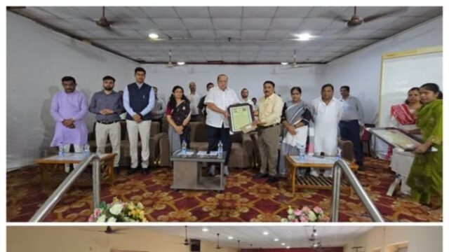 Taluka-level review meeting held at Navapur in the presence of the Guardian Minister.