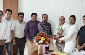 नूतन माध्यमिक शिक्षणाधिकारी भानुदास रोकडे यांचा सत्कार कनिष्ठ महाविद्यालय शिक्षक संघटनेच्या पाठपुराव्याला यश GPF स्लिपसाठी लवकरच विशेष कॅम्प