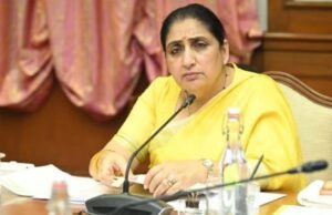 महाराष्ट्र गृहनिर्माण व क्षेत्रविकास प्राधिकरण (म्हाडा) स्तरावरील सर्व प्रलंबित प्रस्ताव तातडीने मार्गी लावावेत