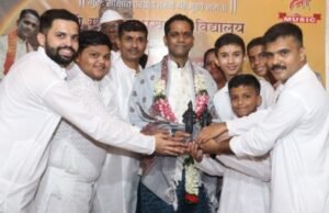 श्री म्युझिक पखवाज विद्यालयातर्फे घाटकोपर येथे गुरुवंदना कार्यक्रम संपन्न