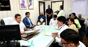 शासकीय परिवहन सेवेतील रिक्त पदे भरण्यास गती देण्याचे निर्देश – मंत्री जयकुमार रावल