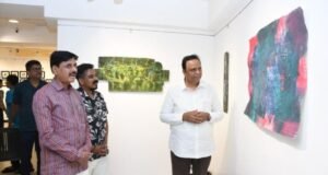 मानवी मनातील कोलाहल सक्षमपणे उलघडणारी चित्रे – मंत्री ॲड. आशिष शेलार
