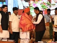ज्येष्ठ नेते अण्णासाहेब डांगे हे महाराष्ट्राच्या सामाजिक व राजकीय क्षेत्रातील भीष्म पितामह असून, धडधाकट शरीरयष्टी, कणखर आवाज, शिस्त आणि दरारा हे त्यांचे गुण वाखाणण्यासारखे आहेत