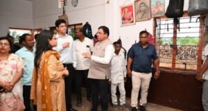 मृत विद्यार्थिनींच्या कुटुंबीयांना प्रत्येकी ५ लाखांची शासकीय मदत; मुख्यमंत्री सहायता निधीतून अतिरिक्त ५ लाखांसाठी प्रस्ताव