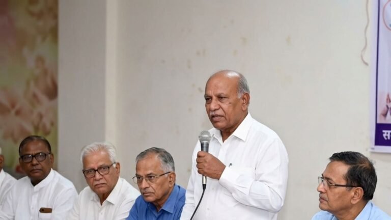 “नंदुरबार येथे ऑल इंडिया सेंट्रल गव्हर्नमेंट पेन्शनर्स असोसिएशनच्या सभेत चर्चा”