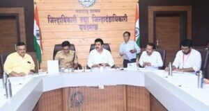 आपत्ती निवारणासाठी प्रशासन अलर्ट; पूरप्रवण भागांसाठी स्वतंत्र कृती आराखडा तयार करण्याचे पालकमंत्री संजय राठोड यांचे निर्देश