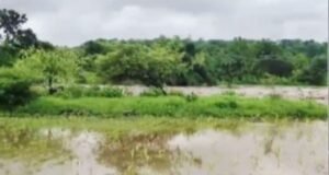 लघु पाटबंधारे योजना खडकुना धरण व पाणलोट क्षेत्रात मोठ्या प्रमाणात पाऊस, नदीकाठावरील ग्रामस्थांना प्रशासनातर्फे सतर्कतेचा इशारा